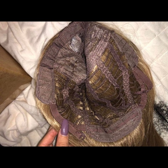 Wig - Picture 4 of 4